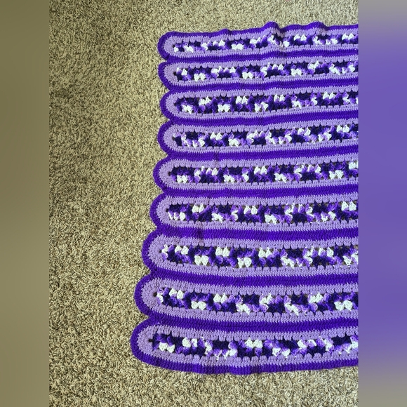 Vintage Handmade Crocheted Baby Blanket Purples-White Unisex 45 X 42 Crib Carry - Picture 3 of 9